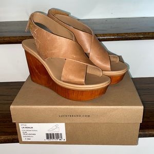 Lucky Brand Wedges 7.5